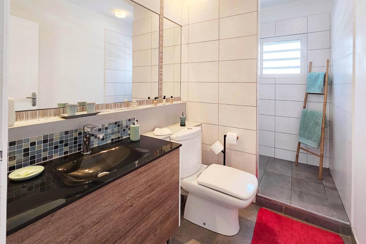 Appartement Carpe Diem Le Moule Exteriör bild